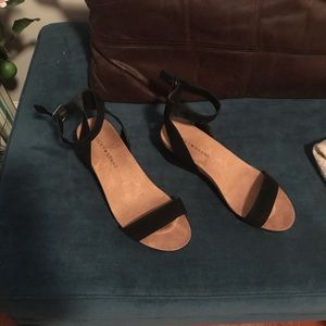 Lucky Brand Black Wedge Sandals